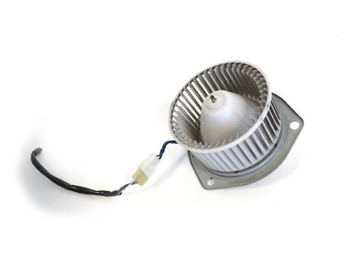 Used Heater blower motor MITSUBISHI PAJERO III (V7_W, V6_W) 3.2 Di-D (V68W, V78W) (165 hp) 8868939