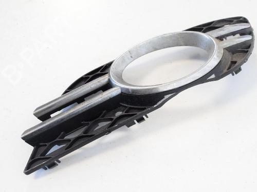 Used Grille MERCEDES-BENZ S-CLASS (W221, V221) S 63 AMG (221.077, 221.177) (525 hp) 14766458