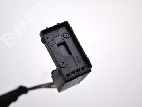 Left front window motor VW CC B7 (358) 2.0 TDI | BP7487358E21 