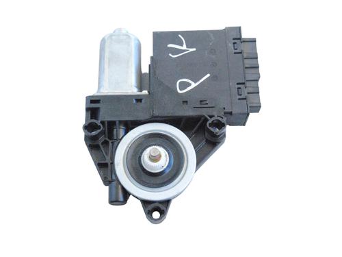 Left front window motor VOLVO XC90 II (256) D5 AWD | BP17550669E21 