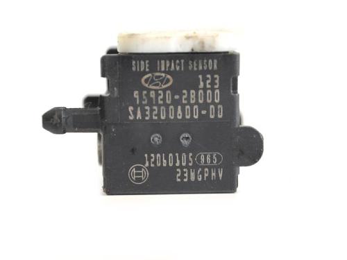 Electronic sensor HYUNDAI SANTA FÉ II (CM) 2.2 CRDi 4x4 | BP8868194M84 