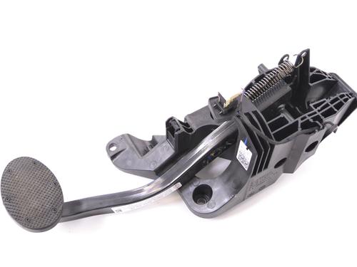 Used Break pedal MINI MINI (F55) Cooper (136 hp) 7500708