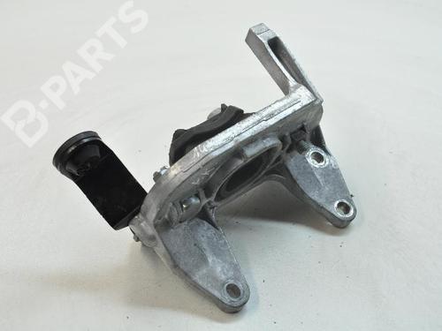 Subframe voor NISSAN X-TRAIL III (T32_, T32R, T32RR) 1.6 DIG-T (T32) (163 hp) 8858412