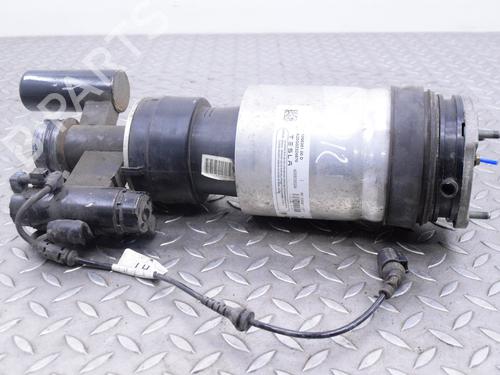 Used Left front shock absorber TESLA MODEL S (5YJS) P90D AWD (540 hp) 21191593