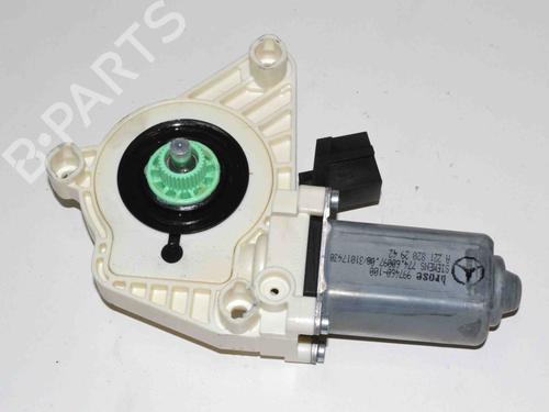 Portierruitmotor linksachter MERCEDES-BENZ S-CLASS (W221, V221) S 350 (221.056, 221.156) (272 hp) 7496928