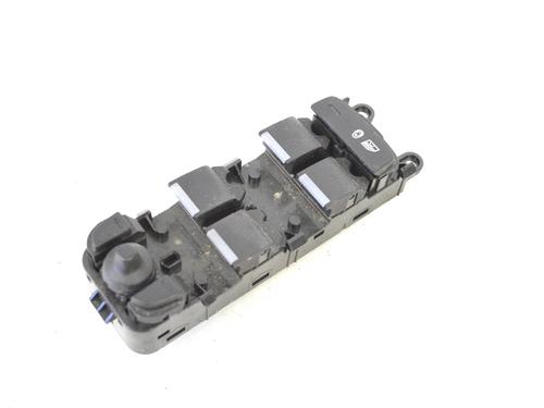 Used Right front window switch Right front window switch JAGUAR E-PACE (X540) 2.0 D180 AWD (179 hp) 7813541 7813541