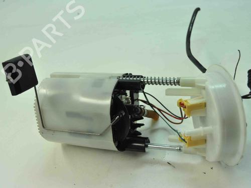 Used Fuel pump BMW 3 Coupe (E92) 320 i (170 hp) 8869098