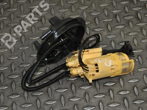 Used Fuel pump MERCEDES-BENZ C-CLASS (W205) C 220 BlueTEC / d (205.002, 205.004) (170 hp) 8863063