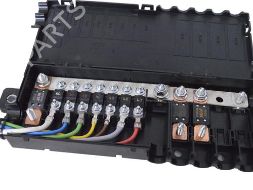 Fuse box LAND ROVER RANGE ROVER VELAR (L560) 2.0 D180 TD4 4x4 | BP13934781E1 