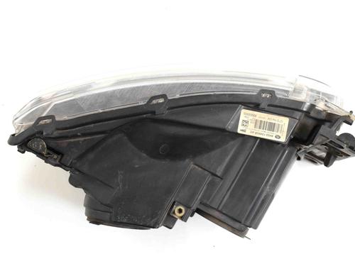 Left headlight LAND ROVER DISCOVERY IV (L319) 3.0 SDV6 4x4 | BP29485578C28 