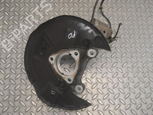 Used Right front steering knuckle VOLVO XC40 (536) D3 AWD (150 hp) 18202296