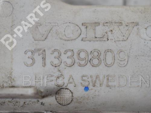 Other VOLVO V40 Hatchback (525) D4 | BP8832448O1 