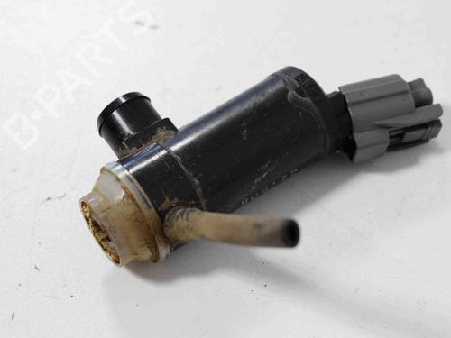Used Washer pump SUBARU FORESTER (SH_) 2.0 D AWD (SHH, SHD, SHN) (147 hp) 14815690