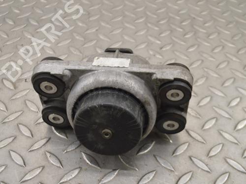 Engine mount LAND ROVER RANGE ROVER SPORT II (L494) 3.0 SDV6 4x4 | BP28439177M89 