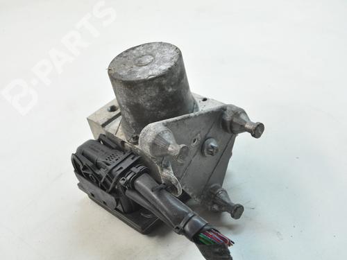 Used ABS pump MERCEDES-BENZ E-CLASS Convertible (A207) E 200 CGI (207.448) (184 hp) 7857229