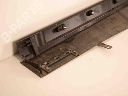 Right sideskirt JAGUAR I-PACE (X590) EV400 AWD | BP27822998C114