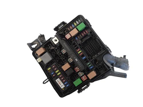 Used Fuse box KIA SORENTO II (XM) 2.2 CRDi 4WD (197 hp) 13934847