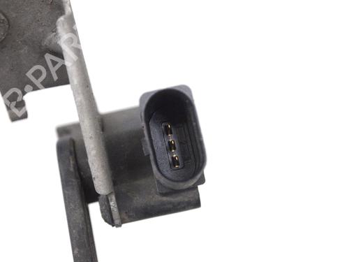 Elektronisk sensor TESLA MODEL 3 (5YJ3) EV AWD | BP27822958M84 