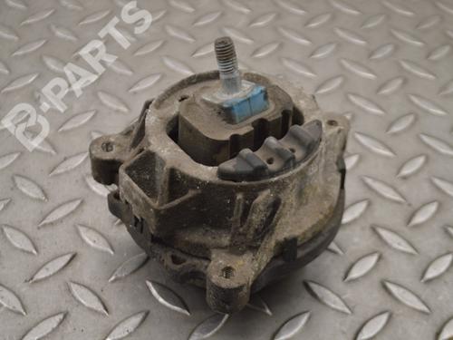 Used Engine mount BMW 1 (F20) 116 i (136 hp) 10621915