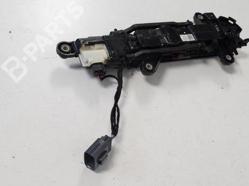 Used Front right exterior door handle LAND ROVER RANGE ROVER VELAR (L560) 2.0 P300 Si4 4x4 (300 hp) 7812101