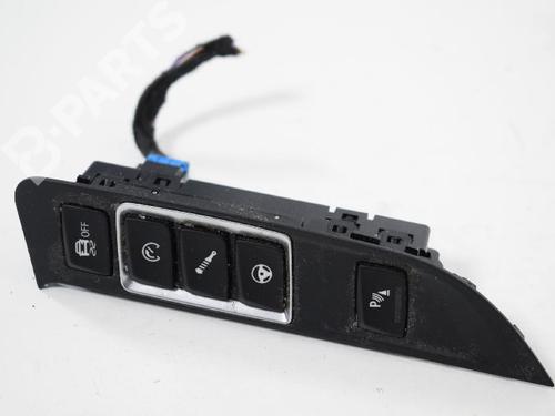 Switch BMW 4 Coupe (F32, F82) M4 Competition 8867748 | B-Parts