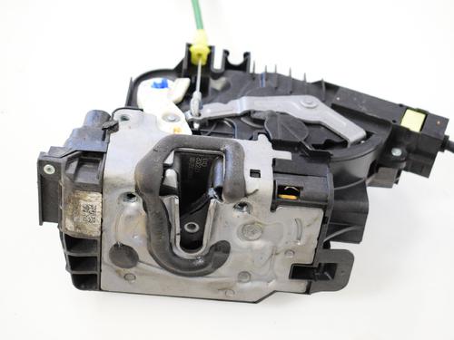 Front left lock MERCEDES-BENZ C-CLASS T-Model (S205) C 250 BlueTEC / d (205.208) | BP7747290C98 