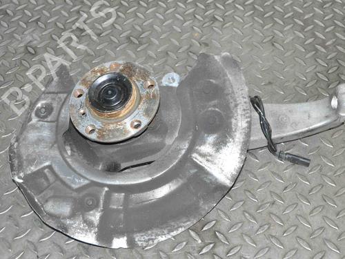 Used Right front steering knuckle BMW 6 Convertible (F12) 650 i (449 hp) 14814236