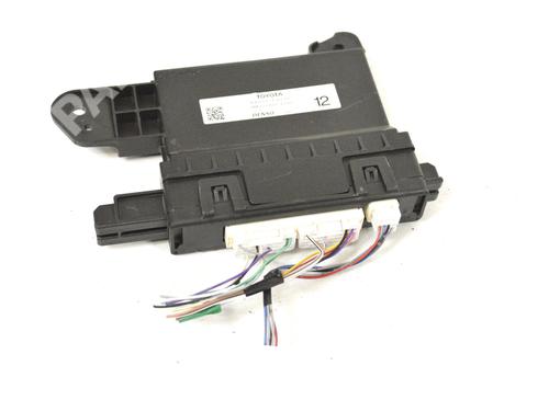 Used Electronic module TOYOTA C-HR (_X1_) 1.8 Hybrid (ZYX10_, ZYX11_) (98 hp) 8349829