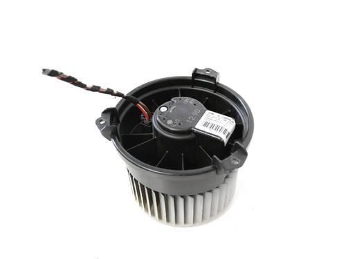 Heater blower motor LAND ROVER RANGE ROVER IV (L405) 5.0 SCV8 4x4 (510 hp) 10736259