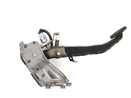 Used Break pedal TOYOTA PRIUS Liftback (_W2_) 1.5 Hybrid (NHW20_, NHW20R) (112 hp) 7486507