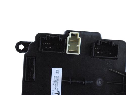 Electronic module TESLA MODEL X (5YJX) P100D AWD | BP18043085M83 