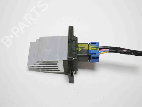 Used Heater resistor HYUNDAI i30 Estate (GD) 1.6 CRDi (128 hp) 14816404