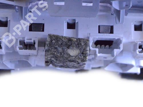 Interior roof light PEUGEOT 3008 II SUV (MC_, MR_, MJ_, M4_) 1.6 BlueHDi 120 | BP12176191I8 