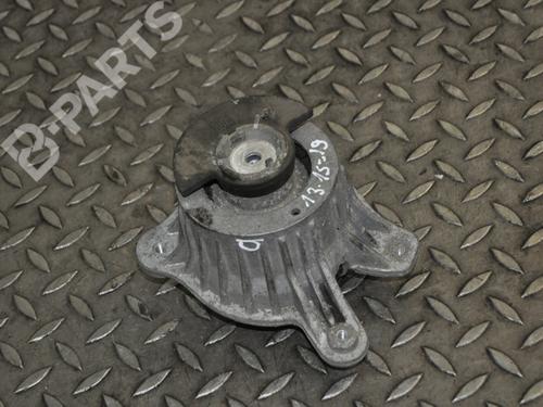 Used Engine mount MERCEDES-BENZ C-CLASS (W205) C 220 BlueTEC / d (205.002, 205.004) (170 hp) 7502089