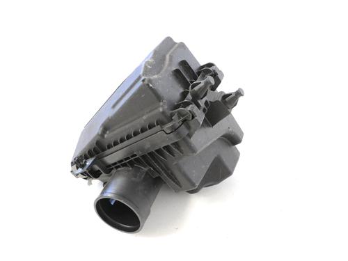 Used Air filter box NISSAN QASHQAI II SUV (J11, J11_) 1.6 dCi (130 hp) 7485088