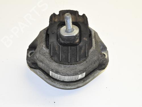 Used Engine mount BMW 5 (E60) 520 d (150 hp) 19941543