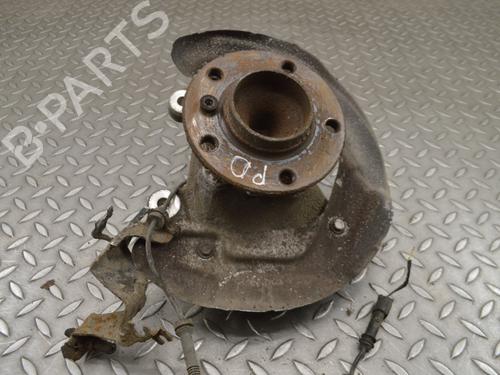 Used Right front steering knuckle BMW 1 (F20) 116 i (136 hp) 14792184