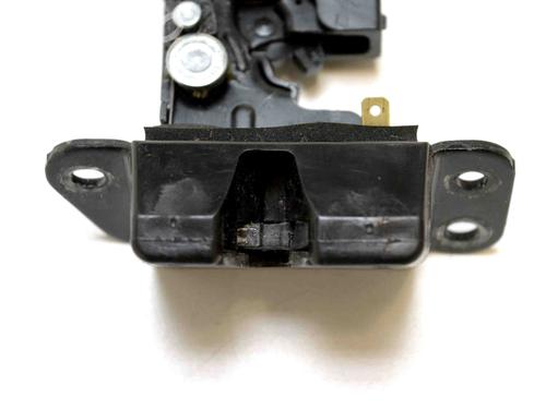 Tailgate lock HYUNDAI SANTA FÉ II (CM) 2.2 CRDi GLS 4x4 | BP8832131C101 