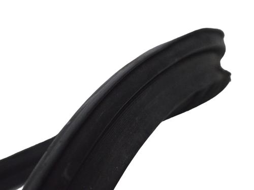 Rubber door seal SSANGYONG RODIUS II 2.2 Xdi | BP16542532C142 