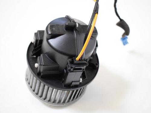 Used Heater blower motor VOLVO XC60 I SUV (156) D5 AWD (185 hp) 8831965