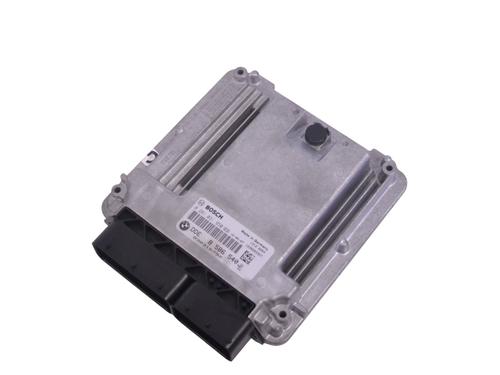 Used Engine control unit (ECU) BMW 3 (F30, F80) 330 d (258 hp) 12126348