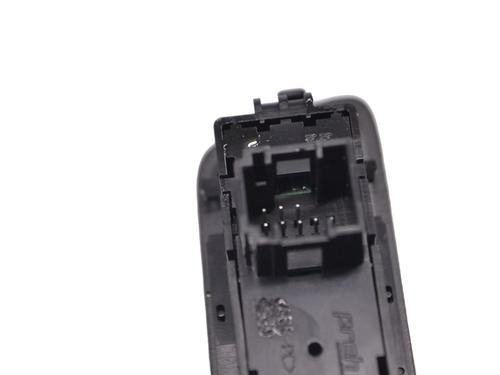 Switch BMW X5 (F15, F85) xDrive 40 d | BP12003887I30 