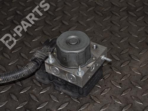 Used ABS pump NISSAN X-TRAIL III (T32_, T32R, T32RR) 1.6 dCi (T32) (130 hp) 7749760