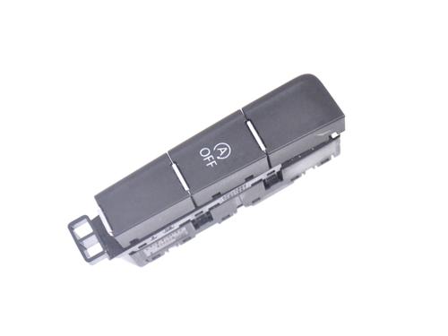 Used Switch VW GOLF VII (5G1, BQ1, BE1, BE2) 1.0 TSI (110 hp) 7700287