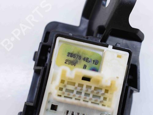 Switch NISSAN QASHQAI II (J11, J11_) 1.6 dCi | BP7747653I30 