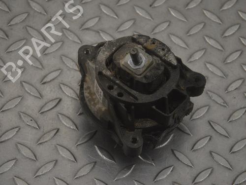 Used Engine mount BMW 4 Convertible (F33, F83) 435 i (306 hp) 17143555