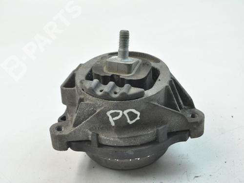 Used Engine mount BMW 3 (F30, F80) 320 d (184 hp) 7486691