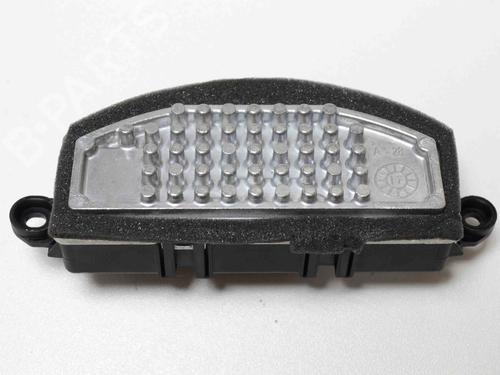 Used Heater resistor BMW X1 (F48) xDrive 20 i (192 hp) 14816344