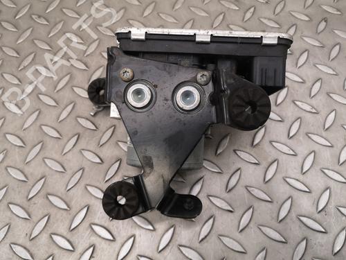 Used ABS pump VOLVO XC90 II (256) D5 AWD (224 hp) 17377772