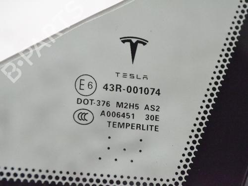 Front left quarter glass TESLA MODEL S (5YJS) 75D AWD | BP16021302C111 